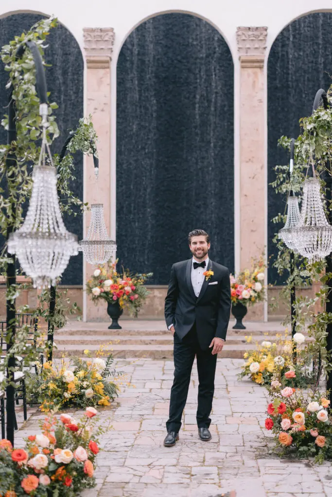 The Carillon ballroom, transformed into a dreamlike space, awaited the couple’s vows. (Photo by David Throng)