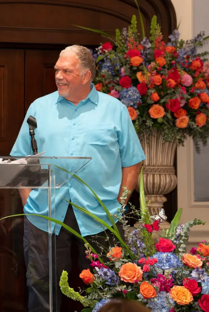 Celebrity Chef Kent Rathbun in the live auction. (Photo by Danny Campbell and Rob Wythe/Wythe Portrait Studio)