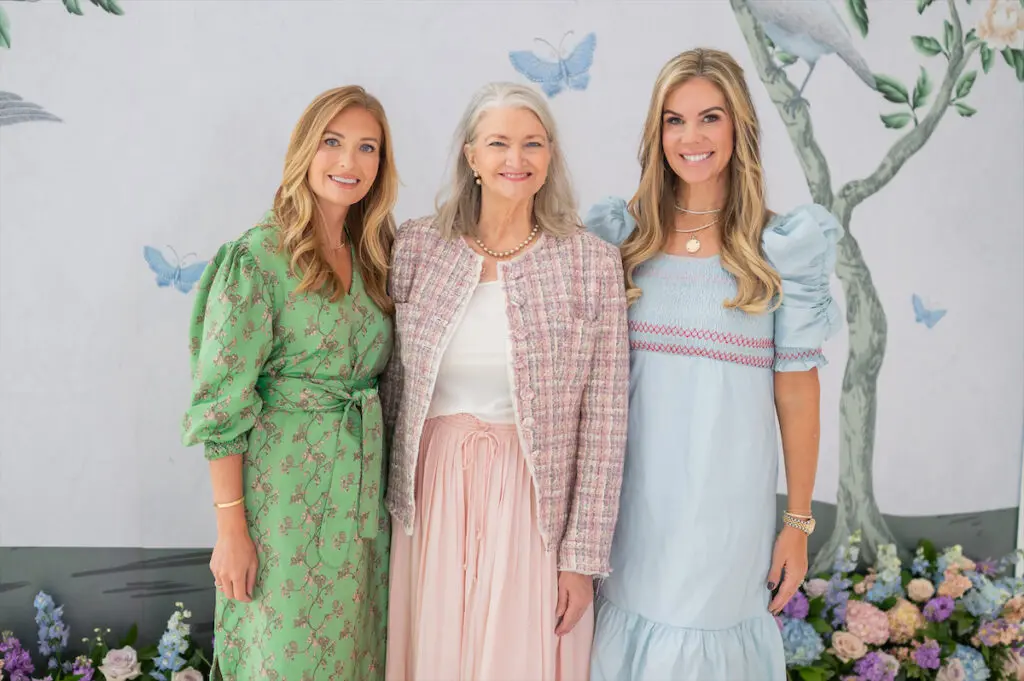 Jada Mowles, Nancy Labadie, Laura Price (Photo by Domus Aurea)