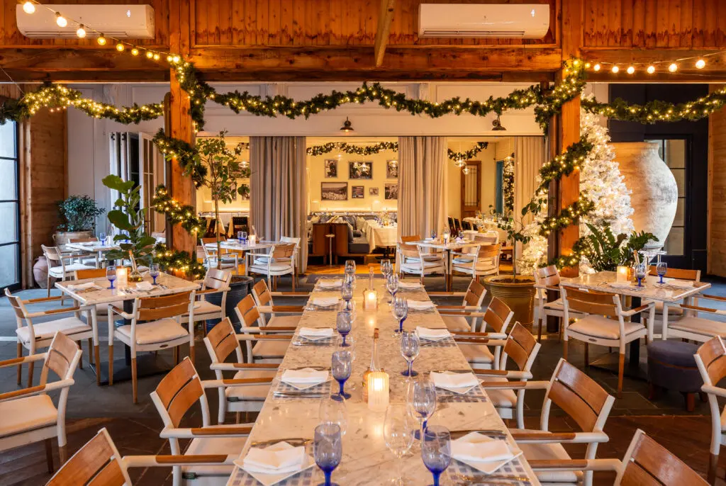 With new restaurants constantly popping up and its proximity to the city, Harwood District is one of Dallasites’ most favorite destinations with good reason.