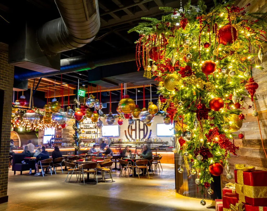 Beloved destination Happiest Hour will have festivities all season long, culminating with a balloon drop on New Year's Eve.