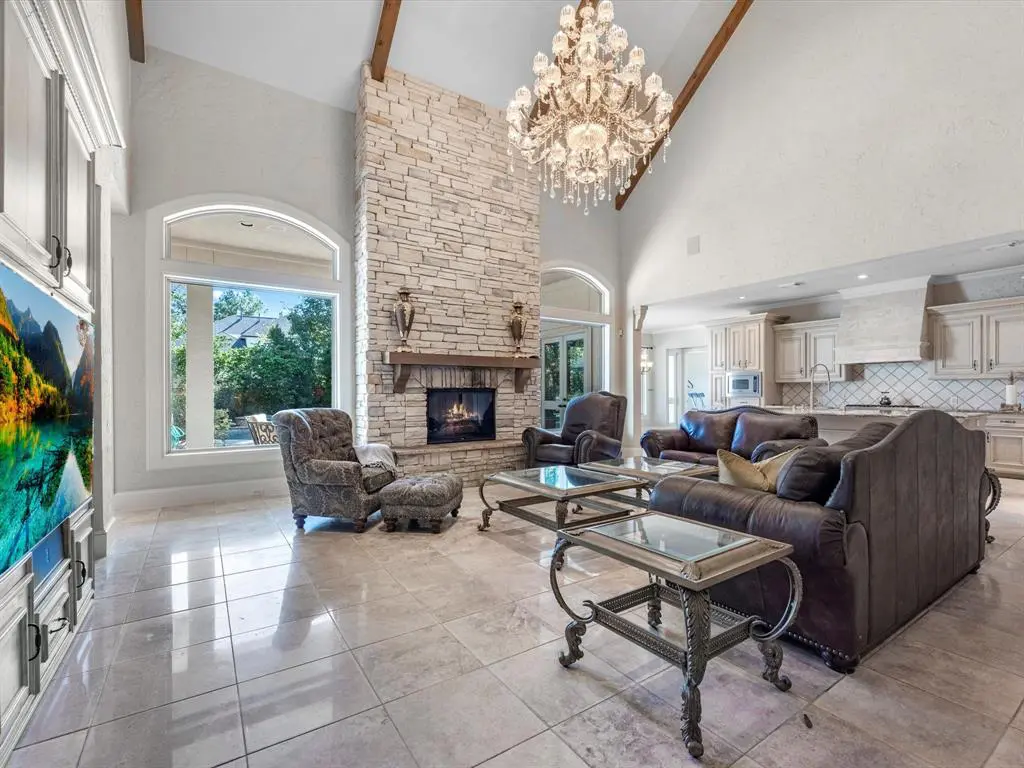 11 Pine Lodge Place - Living Space