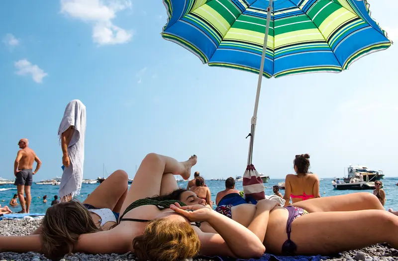 Marisa Heymach's "Sunbathers, Poisitano, Italy," 2016 (Courtesy Marisa Heymach) 