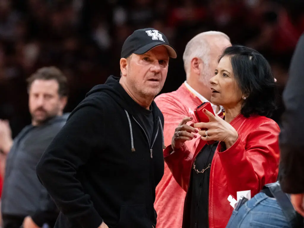 Billionaire believer Tilman Fertitta and UH president Renu Khator determined that Eddie Nunez is the best choice as UNiversity of Houston's new athletic director. (Photo by F. Carter Smith)