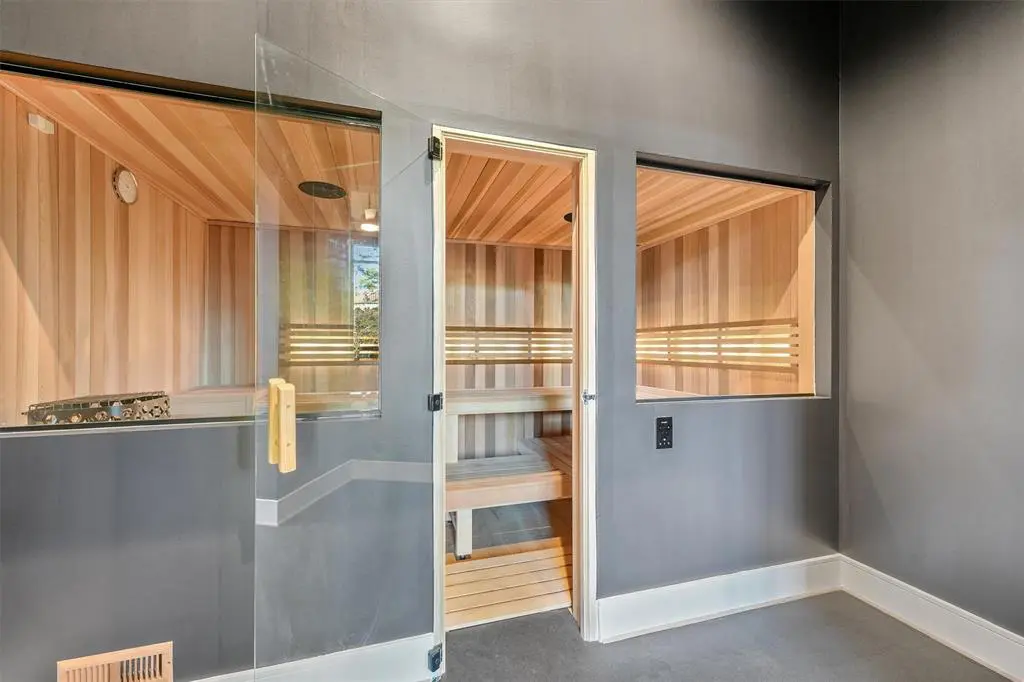 Escape for some moments of relaxation in your very own sauna.