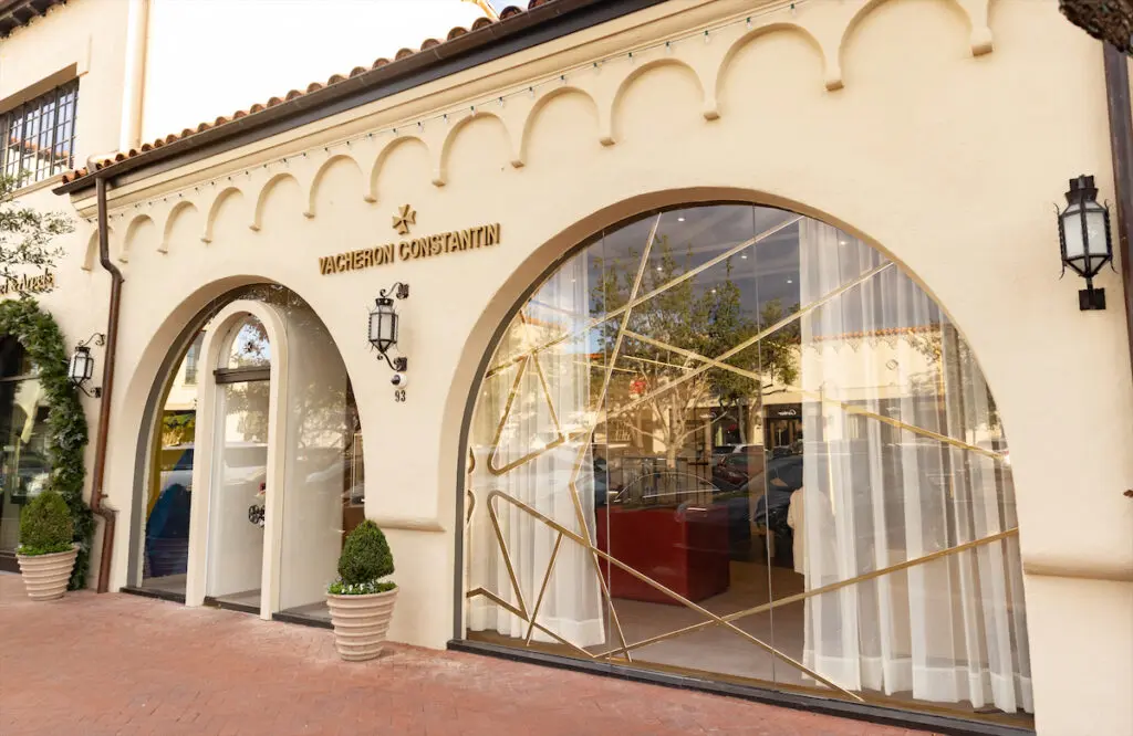The exterior of Vacheron Constantin in Dallas' historicHighland Park Village. (Photo by Exploredinary)