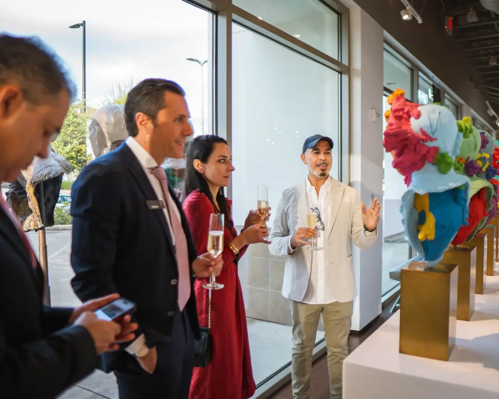 Mauricio Vallejo, Francisco & Evelyn Uzcátegui, Javier Marín at Art of the World Gallery Auction