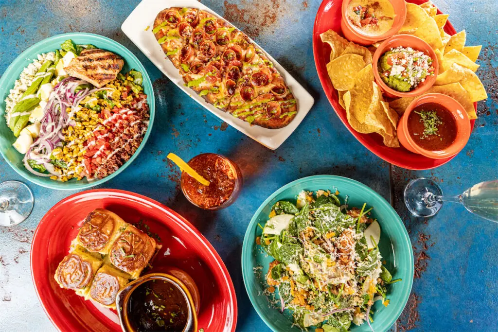 Birdie's Eastside offers an American menu of appetizers, sandwiches, bowls, and more. (Photo by Kathy Tran)