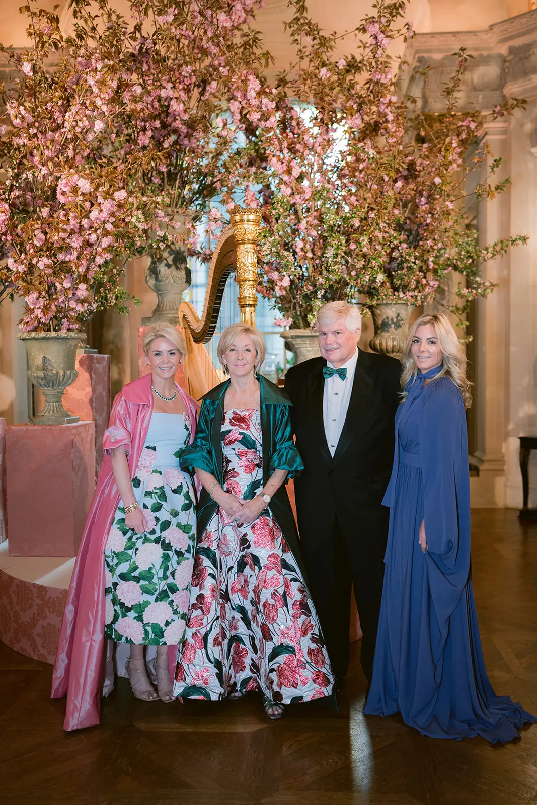 Lauren Haley, Sheridan & John Eddie Williams, Kristen Nix at the birthday dinner at the Shangri-La Paris, orchestrated by Lucas Somoza. (Photo by Le Secret D'Audrey, Audrey Neracoulis)
