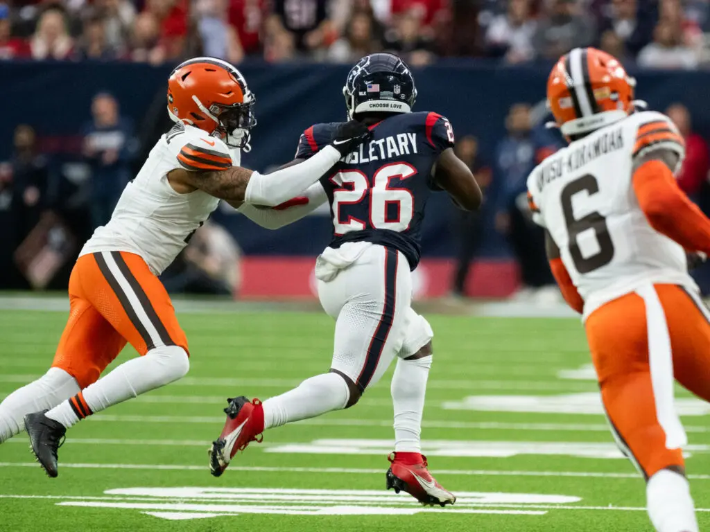 Houston Texans running back Devin Singletary knows every opening matters. (Photo by F. Carter Smith)