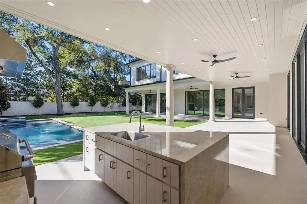 At 12,500 square feet and $12 million sales price, the home a 3315 Del Monte was the most expensive sale in December. (Photo by Josh Gremillion for Layne Kelley)