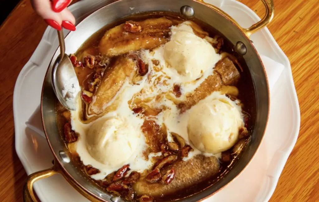 A New Orleans favorite, bananas Foster. One of many dishes chef Lee is quite familiar with cooking. (Photo by Shawn McCarnney)