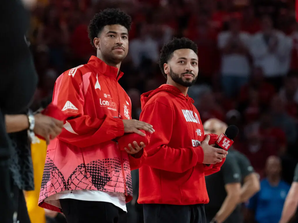 Quentin Grimes and Galen Robinson Jr. love the Fertitta Center scene they helped create. (Photo by F. Carter Smith)