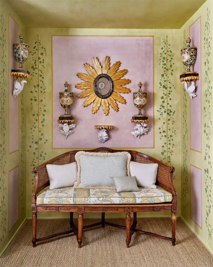 De Gournay’s new Foglia corbels. 