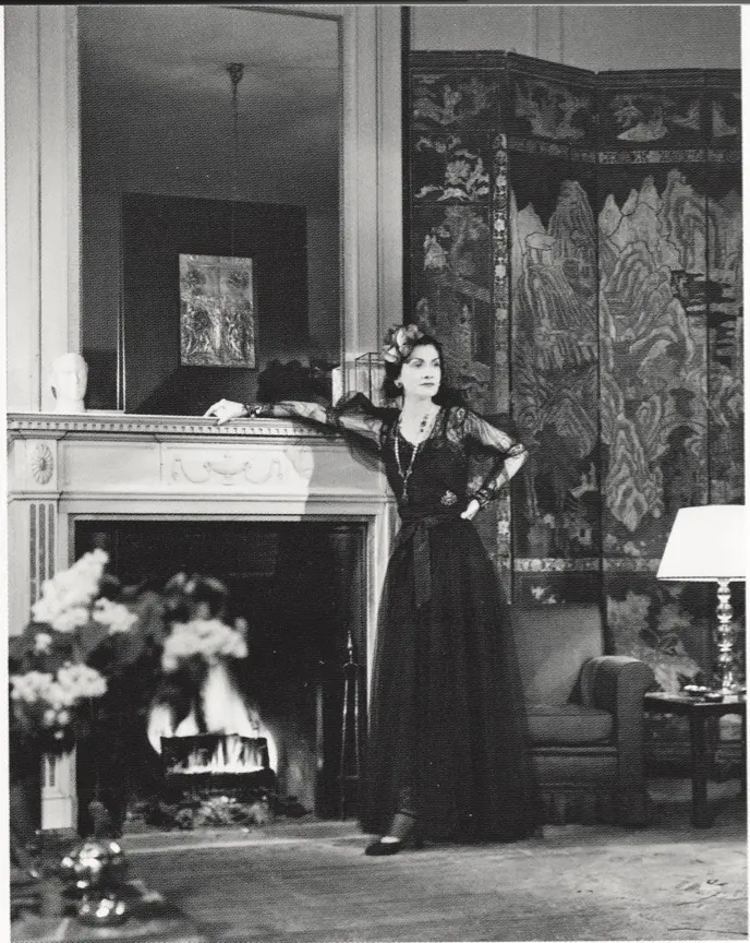 Coco Chanel in her Paris apartment at the Ritz, 1937. From the book "Chanel and Her World: Friends, Fashion, and Fame" by Edmonde Charles-Roux (Vendome, 2005). (Photo Patrimoine Photographique, Paris)