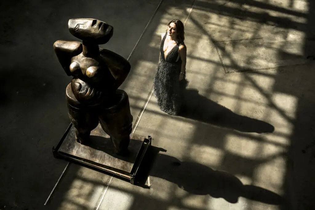 World-renowned artist Alexandra Nechita debuts her newest exhibit in Houston.