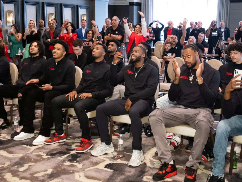 This Houston team is as focused and close-together a group as there is in college basketball. (Photo by F. Carter Smith)