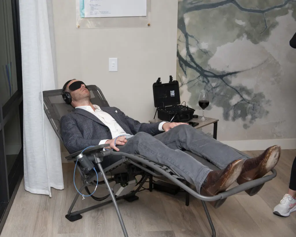 A guest experiencing the CR Vitality Suite. (Photo by Tamytha Cameron)
