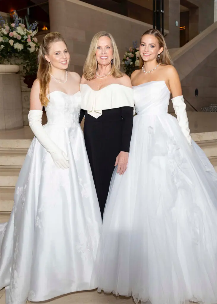 Gayle Sands with twins Courtenay and Kathryn (Photo by James French Photography)