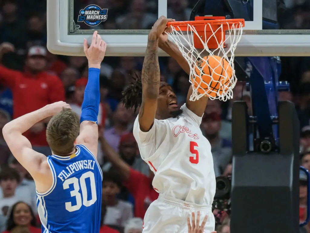 Still young center Ja'Vier Francis oozes potential for Kelvin Sampson's Houston team. (Photo by F. Carter Smith)
