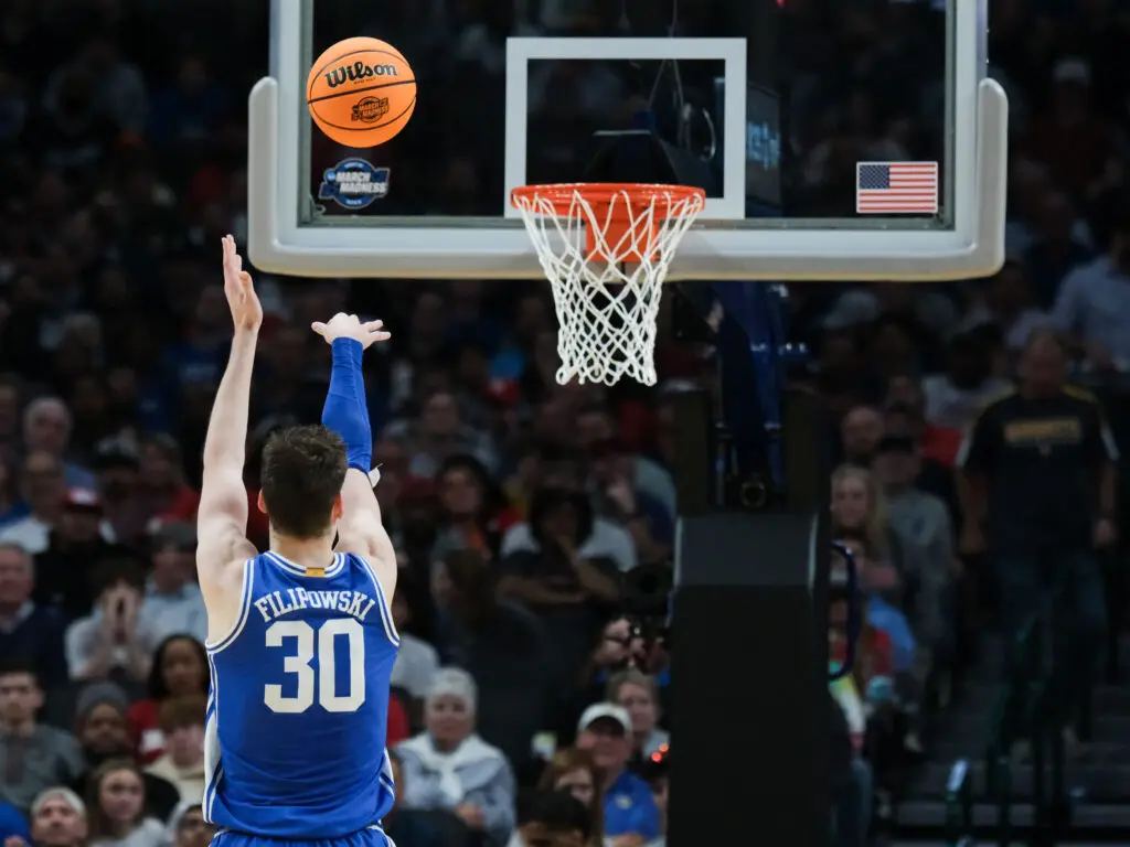 Kyle Filipowski hit just enough threes for Duke to outlast a crippled Houston team. (Photo by F. Carter Smith)