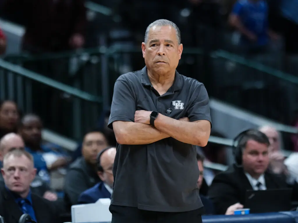 University of Houston coach Kelvin Sampson had to endure another injury ended season. (Photo by F. Carter Smith)