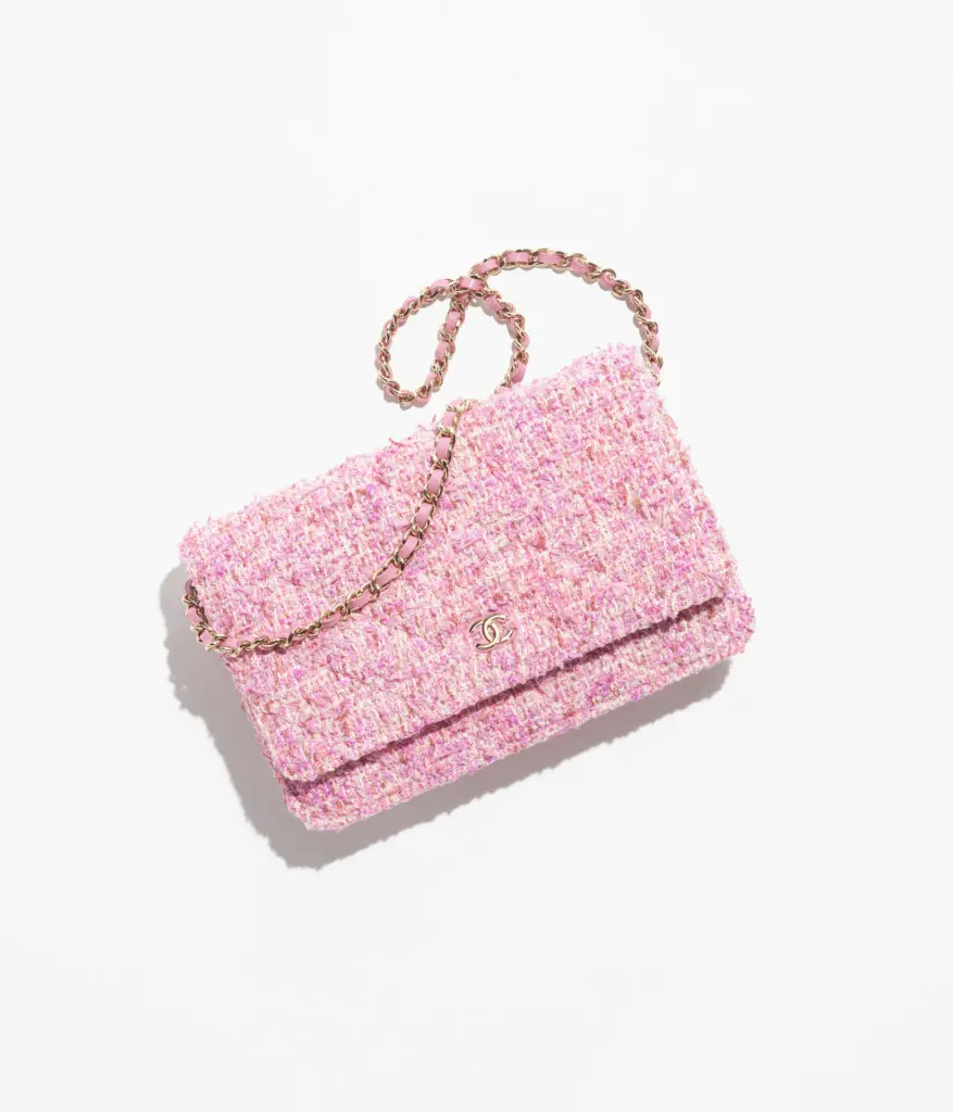 Chanel tweed mini-bag in pink and ecru