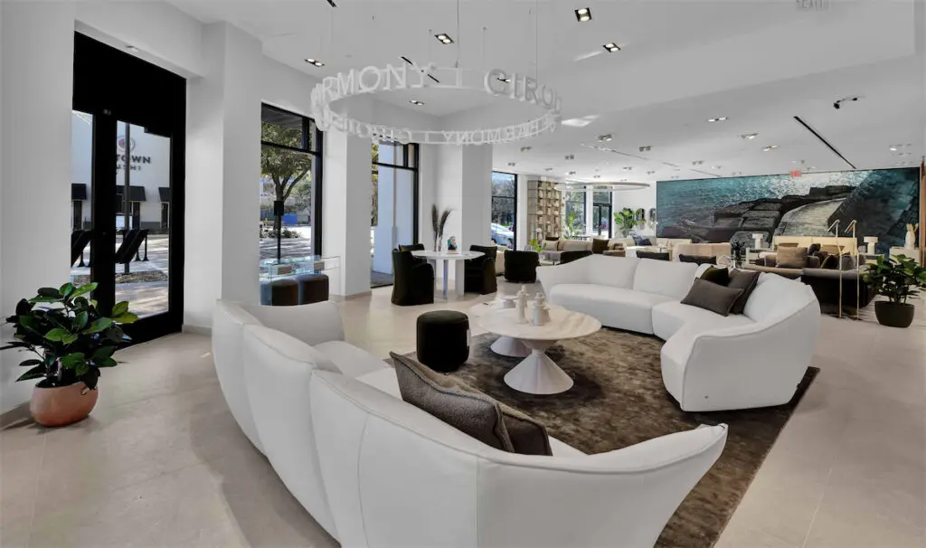 Houston's first Natuzzi Italia store is inspired by the airy aesthetic of the Mediterranean. 