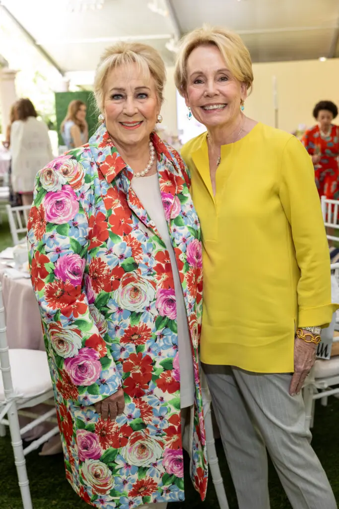 Anne Muntz, Sandra Peyton at the Bayou Bend fashion show and luncheon (Photo by Jenny Antill)