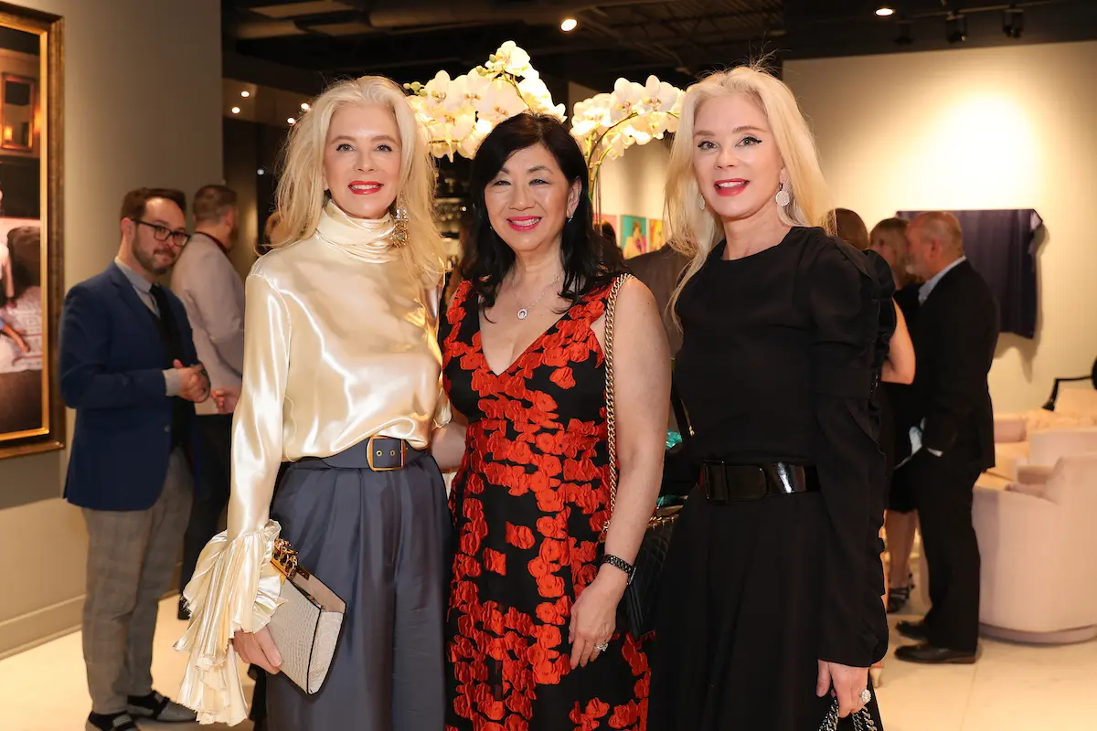 Tena Lundquist Faust, Dr. Alica Mao Brams, Tama Lundquist at the portrait unveiling at Gittings (Photo by Priscilla Dickson)