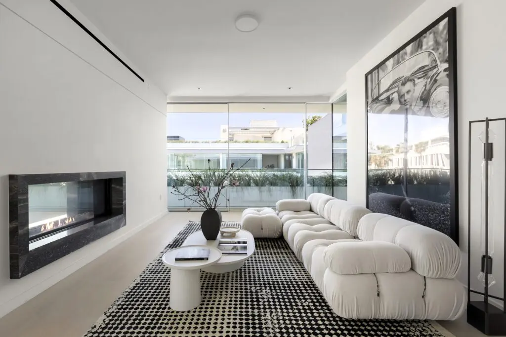 The Nina Magon/BeDesign Balmain installation in Beverly Hills: B&B Camaleonda sofa, Molteni Louisa coffee table, Baxter Scarlet Pois rug (Photo by Ryan Lahiff)