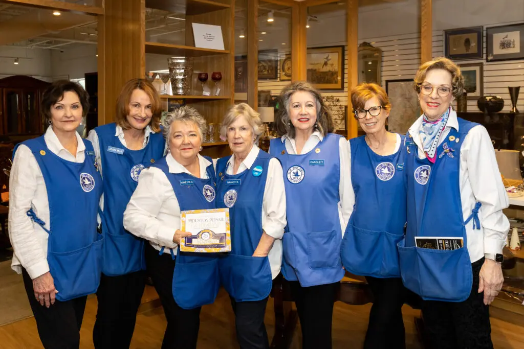 Blue Bird Circle Volunteers  (Photo by Emily Jaschke)