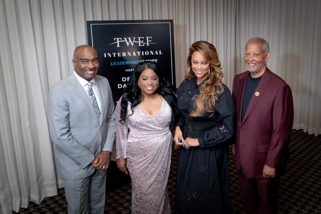 Reggie Van Lee, Deavra Daughtry, Tyra Banks, D'Artagnan Bebel at the 20th annual International Women's Leadership Summit.