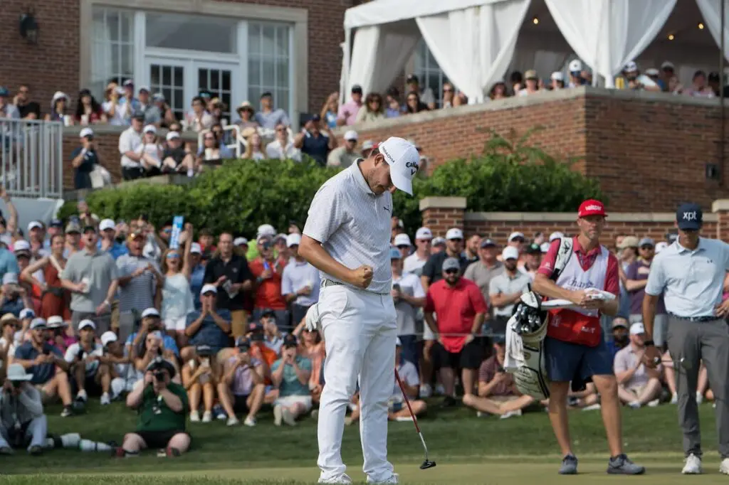 The Charles Schwab Challenge sees hordes of golf fans at the Colonial each year. 
