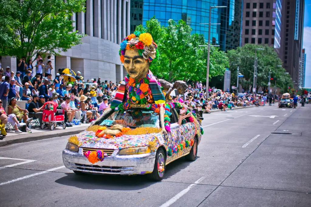 Sam Houston Math, Science, and Technology High School Visual Arts Team's "Es Una Tradicion" at the Orange Show Art Car Parade (Photo by Morris Malakoff) 