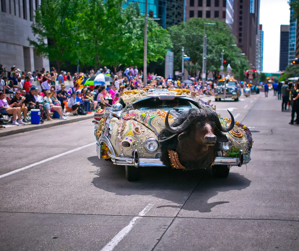 David Best's "Faith" at the Orange Show Art Car Parade (Photo by Morris Malakoff) 