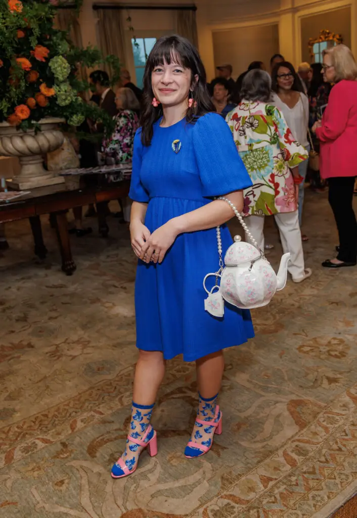 Centerpiece artist Naomi Peterson at the Houston Center for Contemporary Craft Spring Luncheon 2024 (Photo by Katy Anderson) 