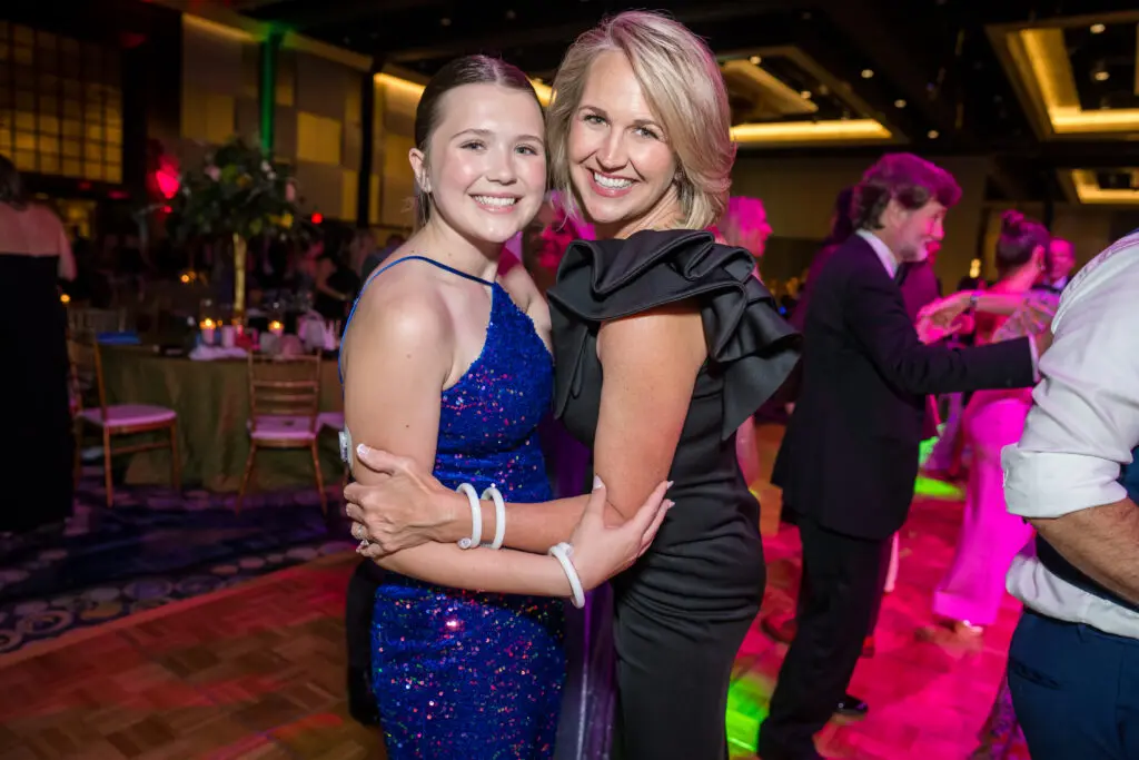 Laney-Grade Caylor, Courtney Caylor at the JDRF Houston 'Promise Ball'