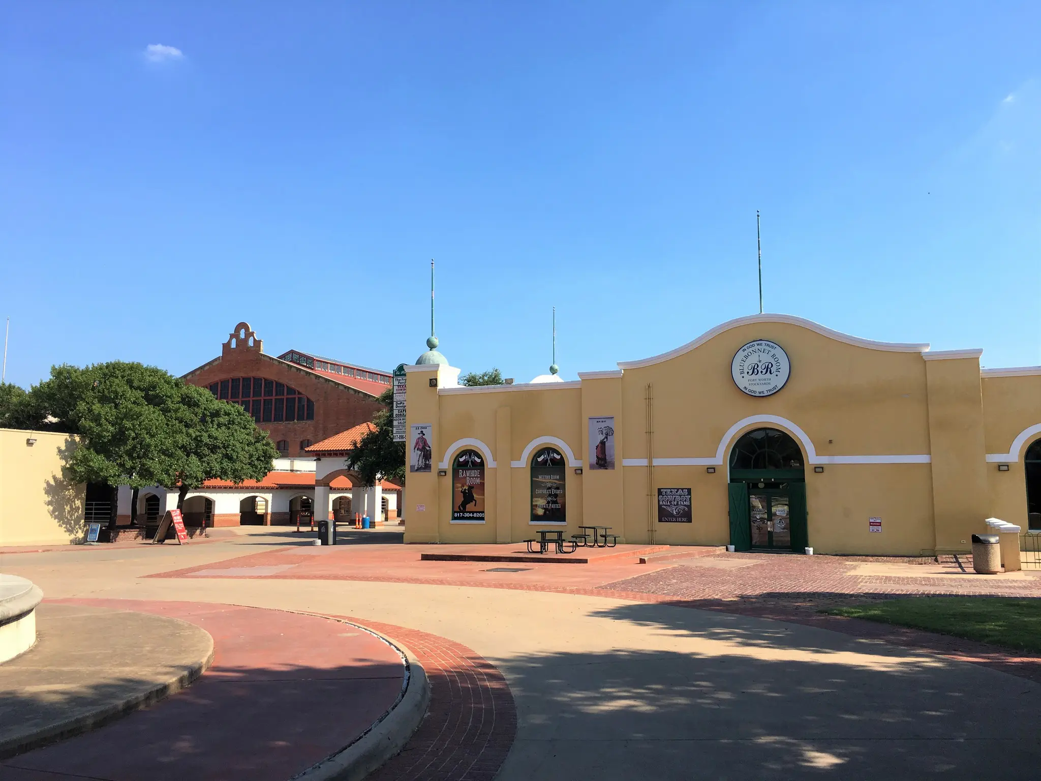 Los Vaqueros – Outside view of the historic Stockyards Exhibits building at Rodeo Plaza.