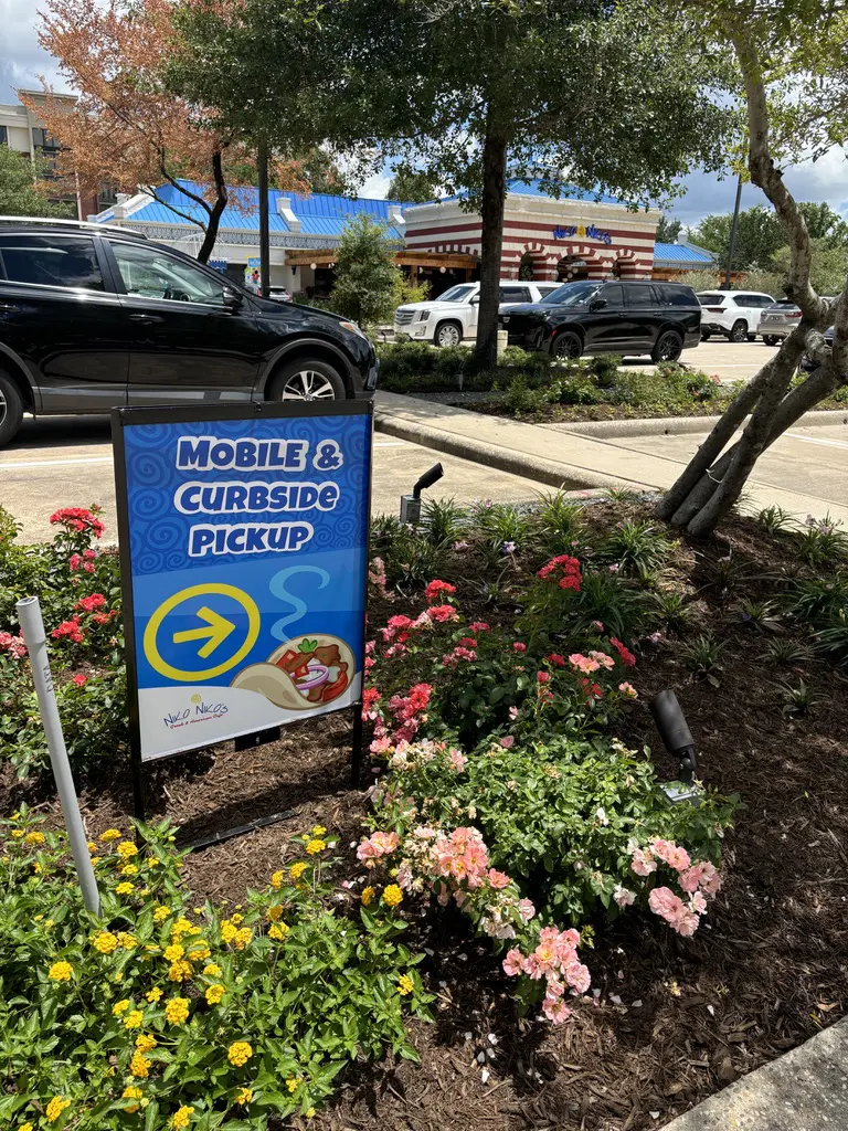 A dedicated curbside/mobile pickup area at Niko Niko's should keep things moving smoothly inside the restaurant.