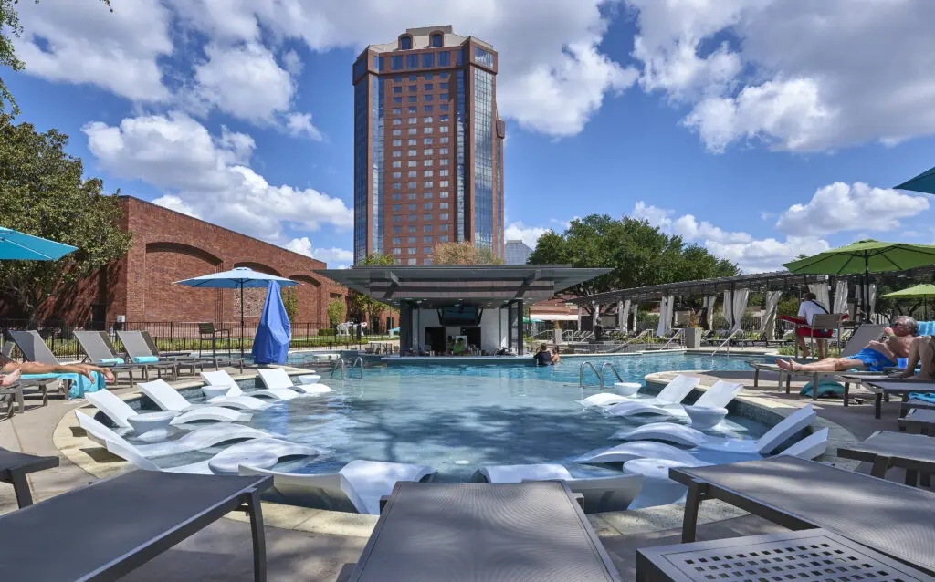 JadeWaters at Hilton Anatole hosts countless weekend activities all summer long to keep the party going.