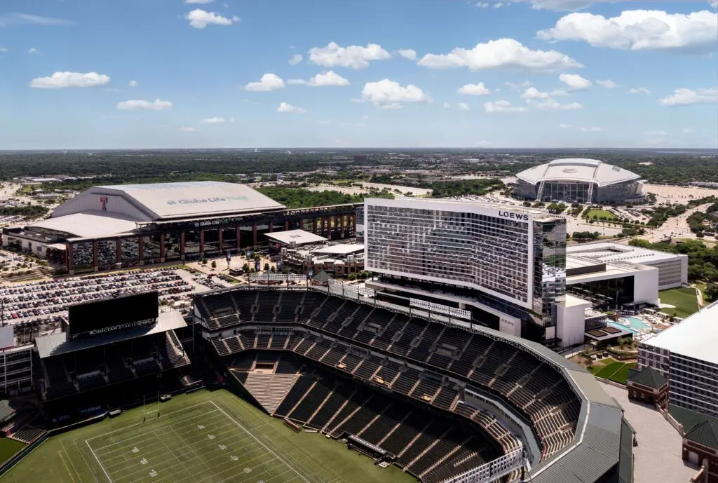 The Loews Arlington hotels are perfectly located to keep you close to all the action across the Metroplex.