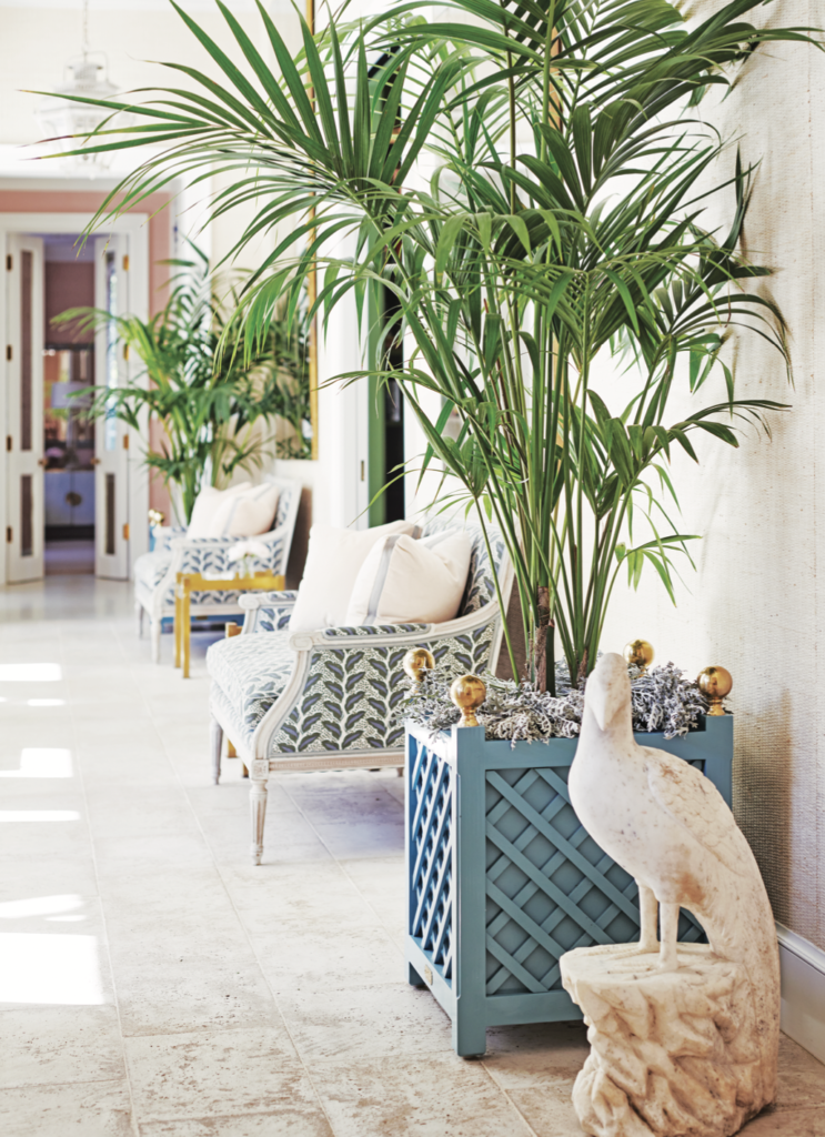 The gallery’s French settees are from Casa Gusto in Palm Beach with Serena Dugan upholstery from James. Marble bird sculpture from JED Interior Design and Antiques in East Hampton.  (Photo by Richard Powers)