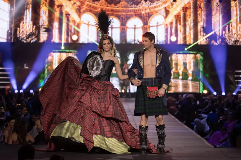 Veda Von Bergen and Kyle Breaux in Kings and Queens Scene (Photo by Thomas Garza)