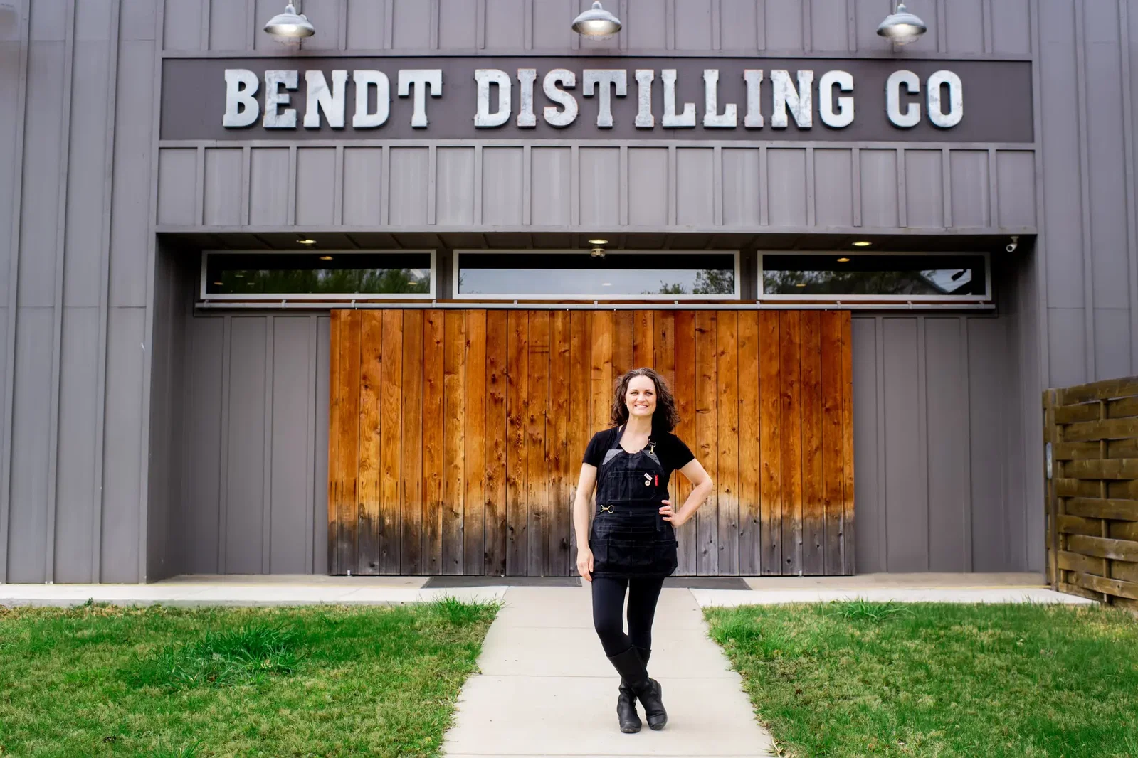 Bendt Distilling Co. Dallas Distilleries
