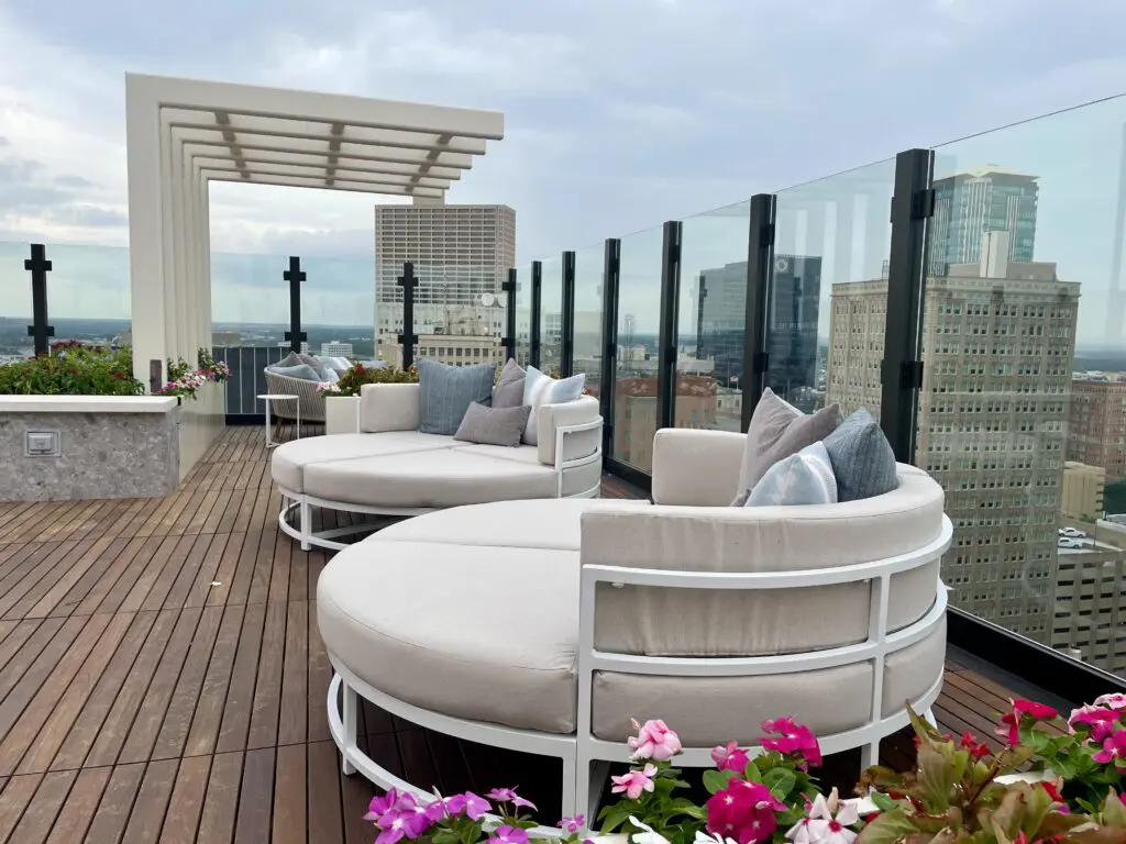 Pergolas and glass railings amp up the expansive view of Fort Worth's skyline. (Photo by Courtney Dabney)