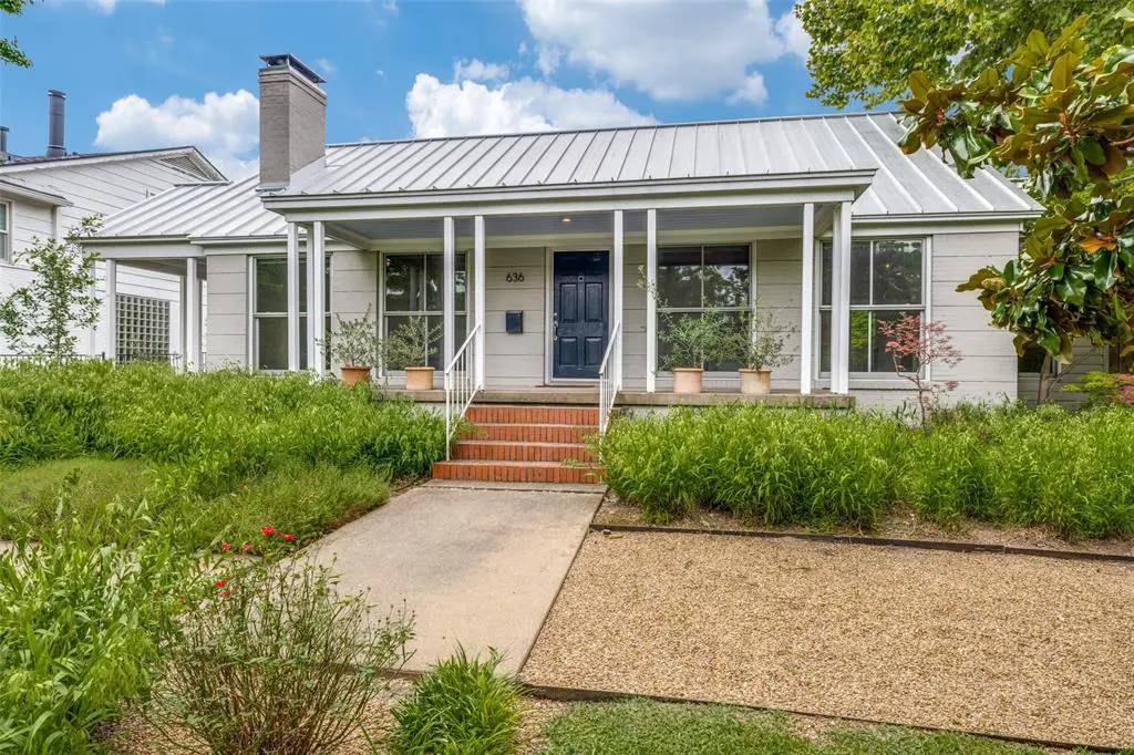 Dallas on the Market — A Modern Kessler Park Home with Marfa-Inspired Gardens