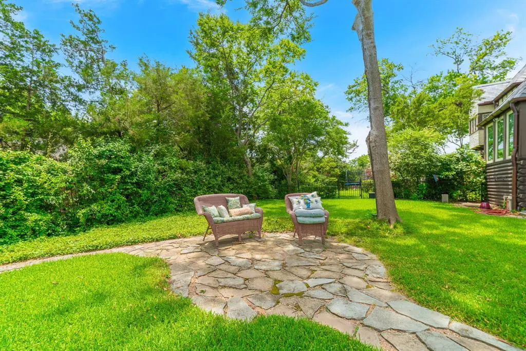 A quiet corner on the nearly 1.2-acre lot. 