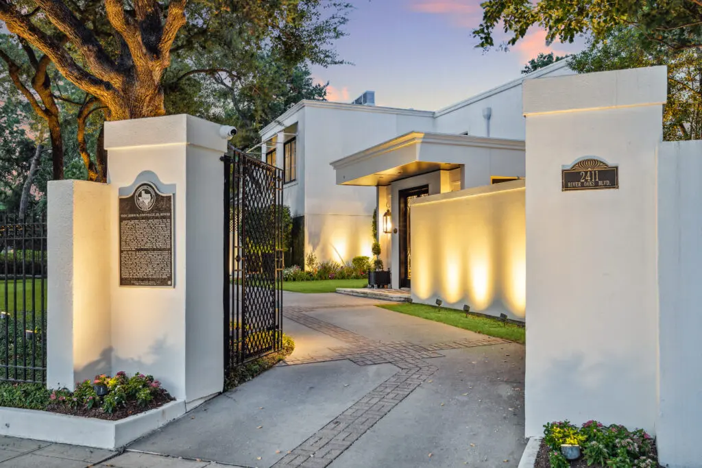 Built in 1958 by Rice educated architect Ernest L. Schult, the one-time home of Governor John B. Connally Jr. sold in July. (Photo by TK Images for Compass)
