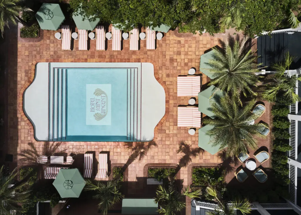 The graphic swimming pool (Courtesy Hotel Saint Vincent)